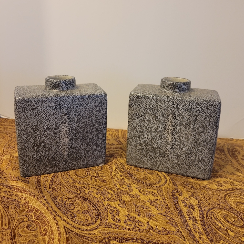 Tozai Home Crackle glazed vases